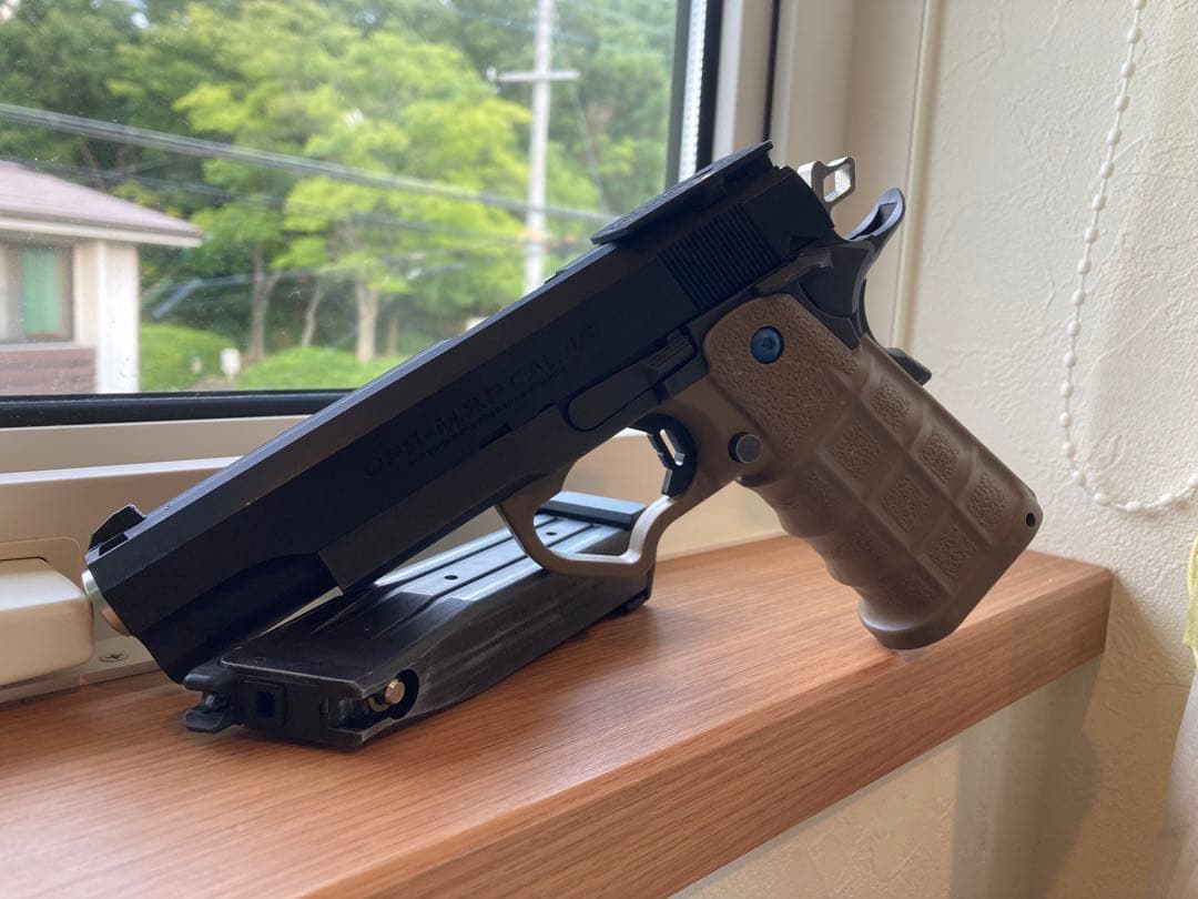 東京マルイ ハイキャパ5.1R 14歳 カスタム+純正グリップ付