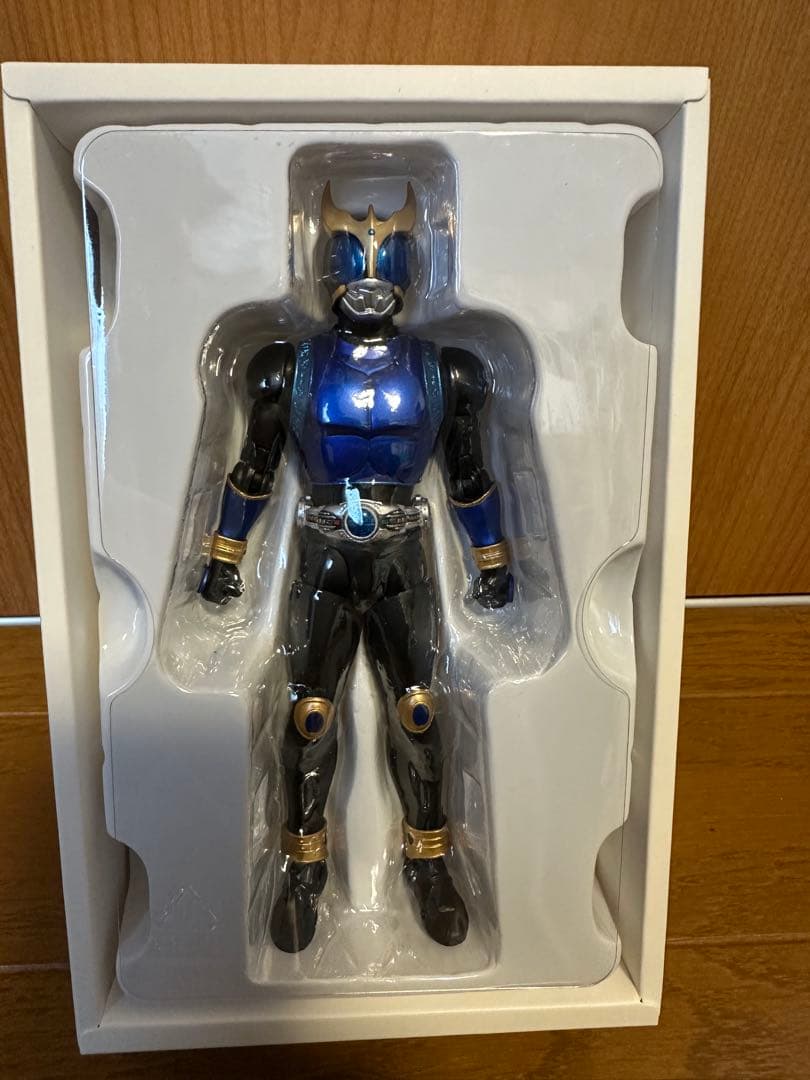 BANDAI SHFiguarts 仮面ライダークウガ　ドラゴンフォーム