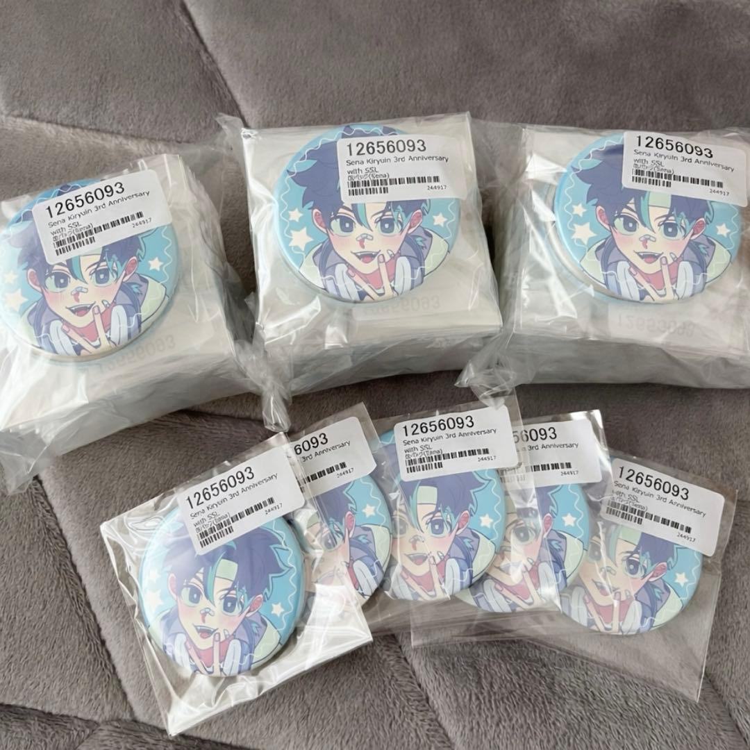 鬼龍院せな　缶バッジ　35個