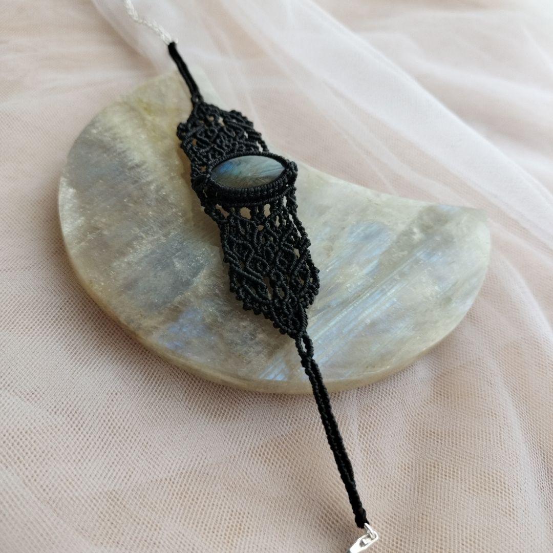 ラブラドライト　マクラメ編みブレスレット