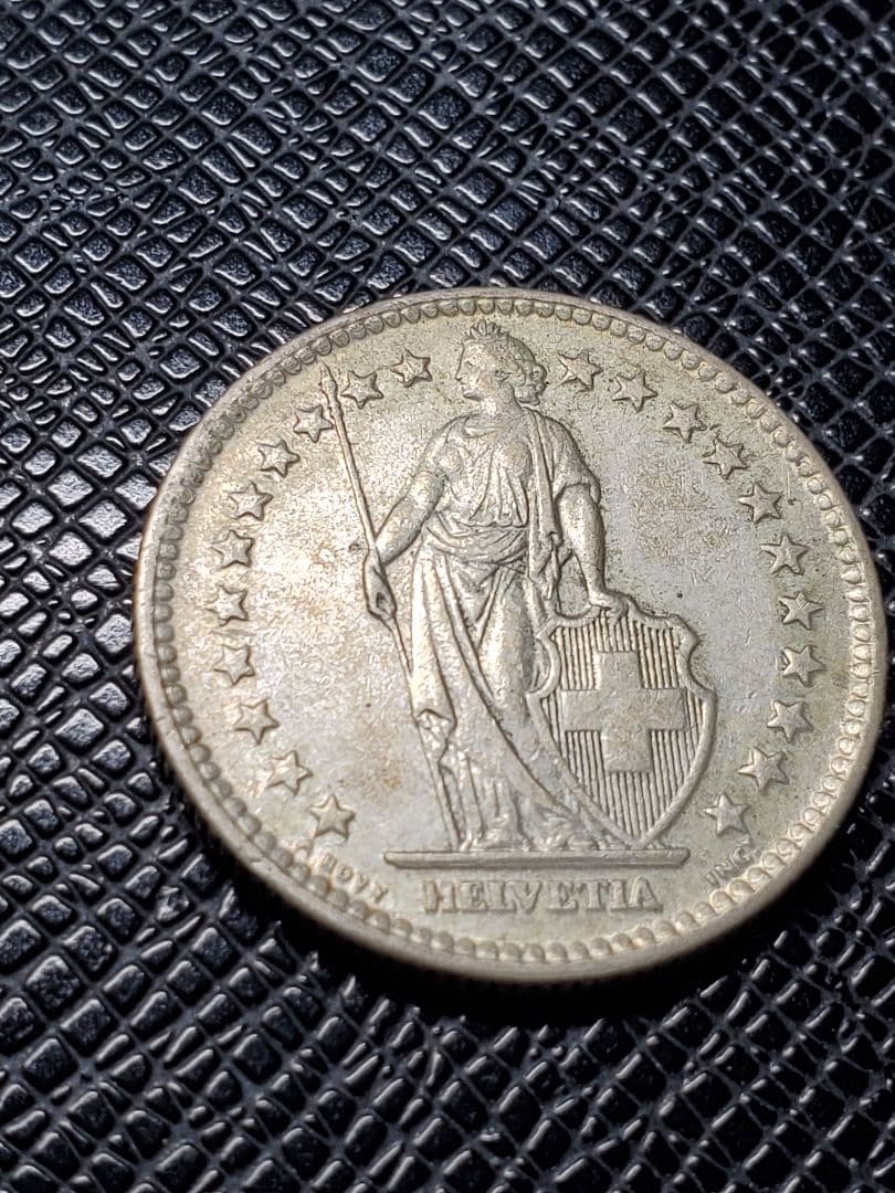 2482. 　銀貨　1960年　スイス　2フラン　ヘルヴェティア像