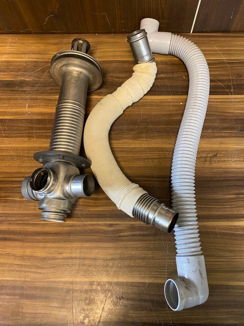 ｍ*ｙ様 サンポット　FF式石油ストーブ　FFR-7011RF 2021年製　カ