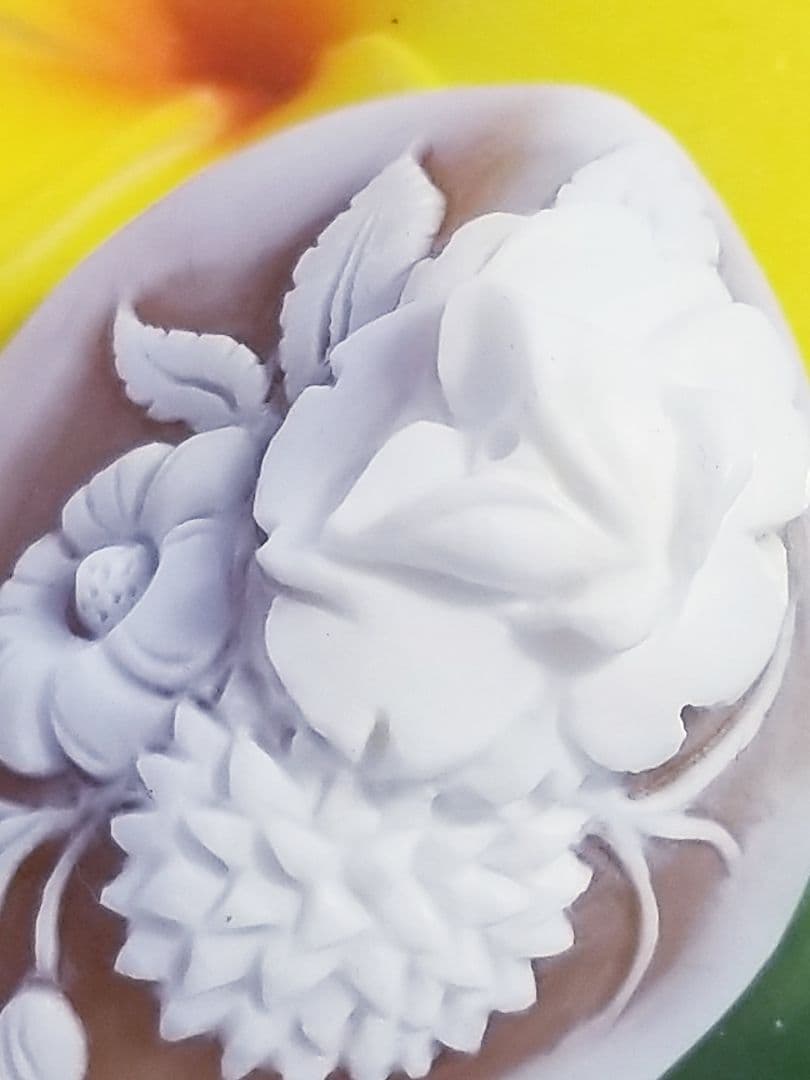 KS-170 天然シェルカメオルース　サイン有り‼️