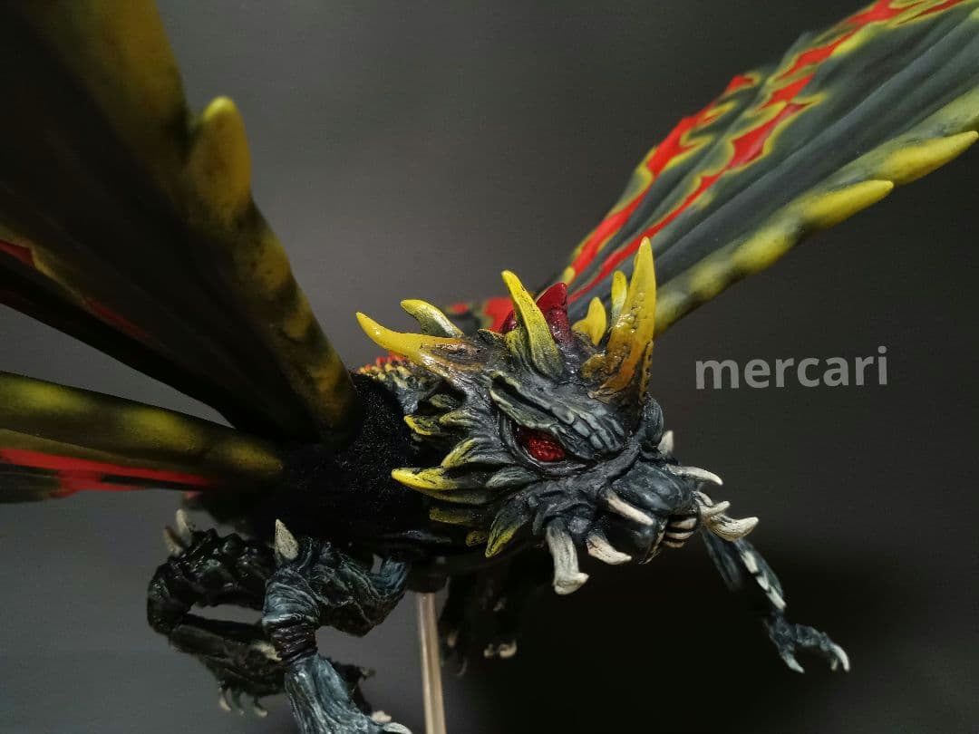 海洋堂　バトラ成虫 ソフビキット　完成品