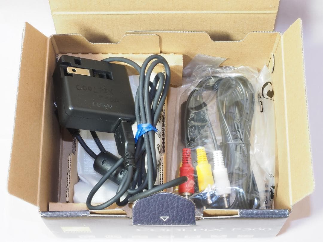 Nikonニコン デジタルカメラCOOLPIX P300 ブラック