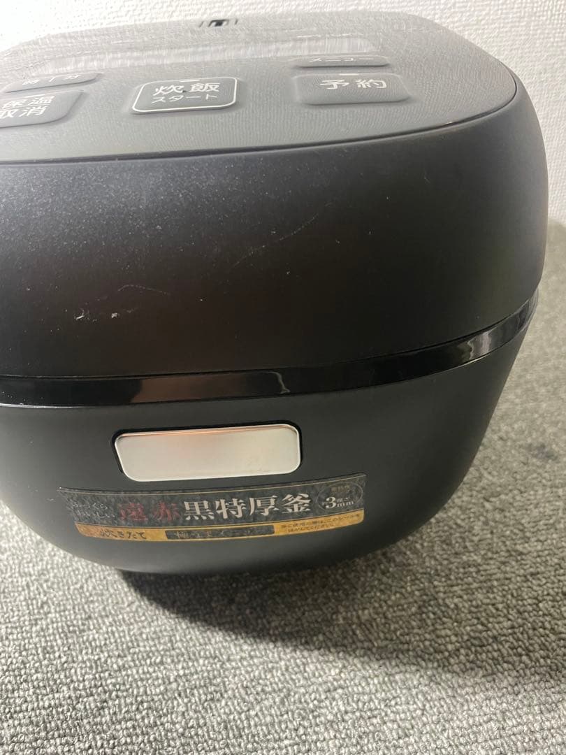 【美品（箱付き）】TIGER マイコンジャー炊飯器 3合炊き2025年袋