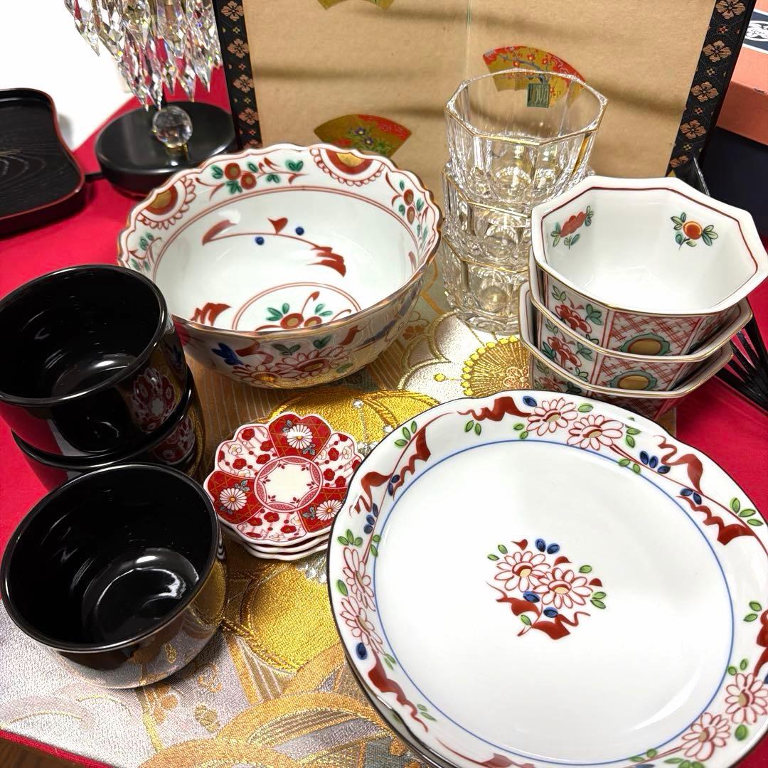 たち吉赤絵金彩八角鉢　中皿シール付きクリスタル小鉢　金彩豪華大鉢　No.4-33