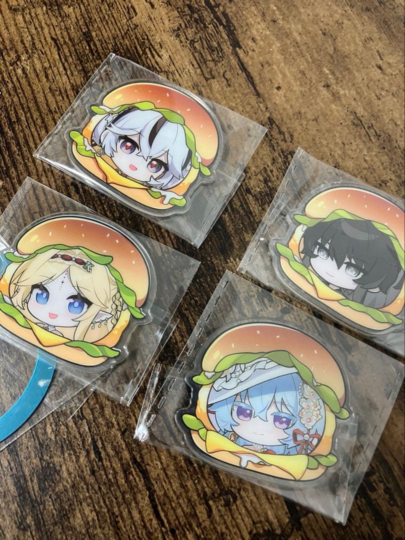 中国限定　鳴潮　KFC ケンタッキー　　　 ノベルティセット