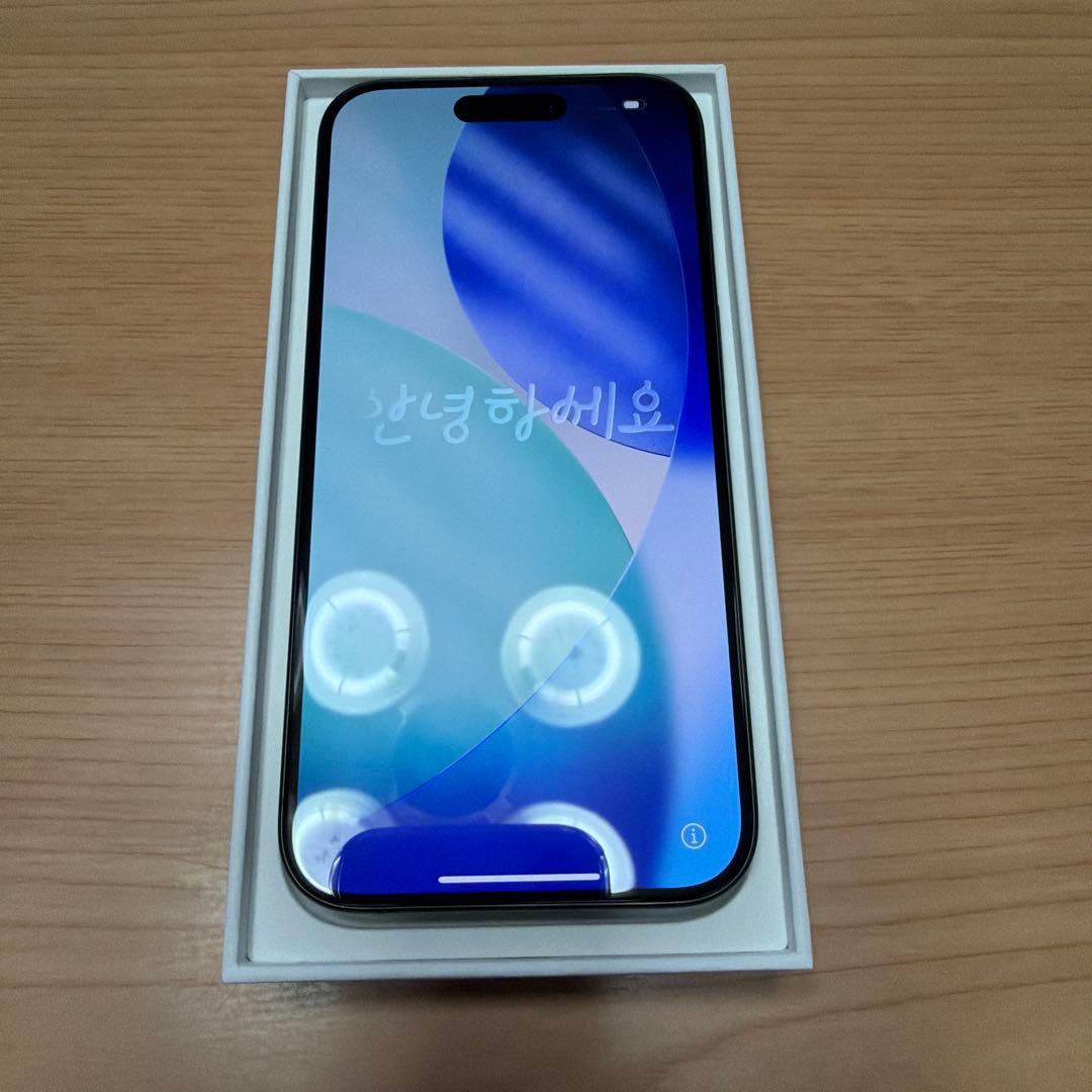 iPhone 15PRO 256GB ブラックチタニウム