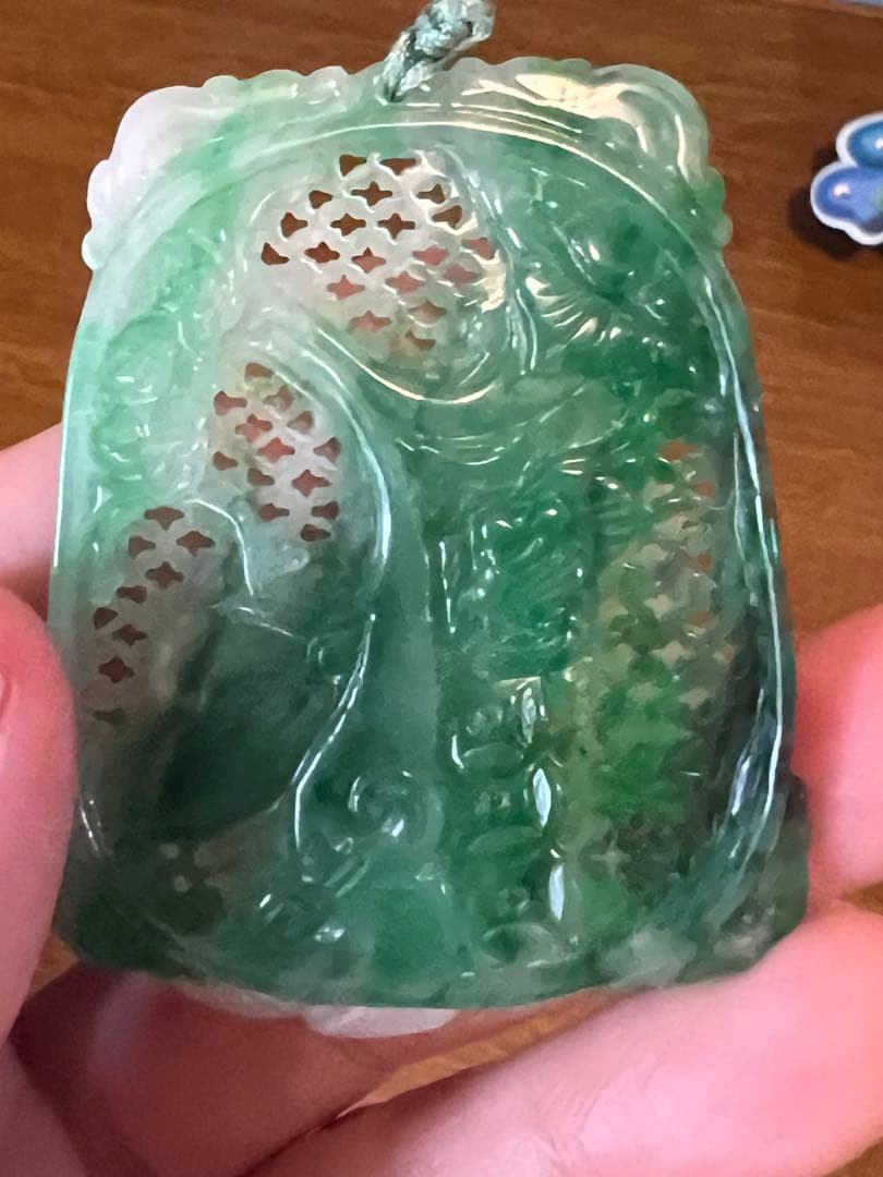 翡翠　アンティーク　骨董　ペンダント