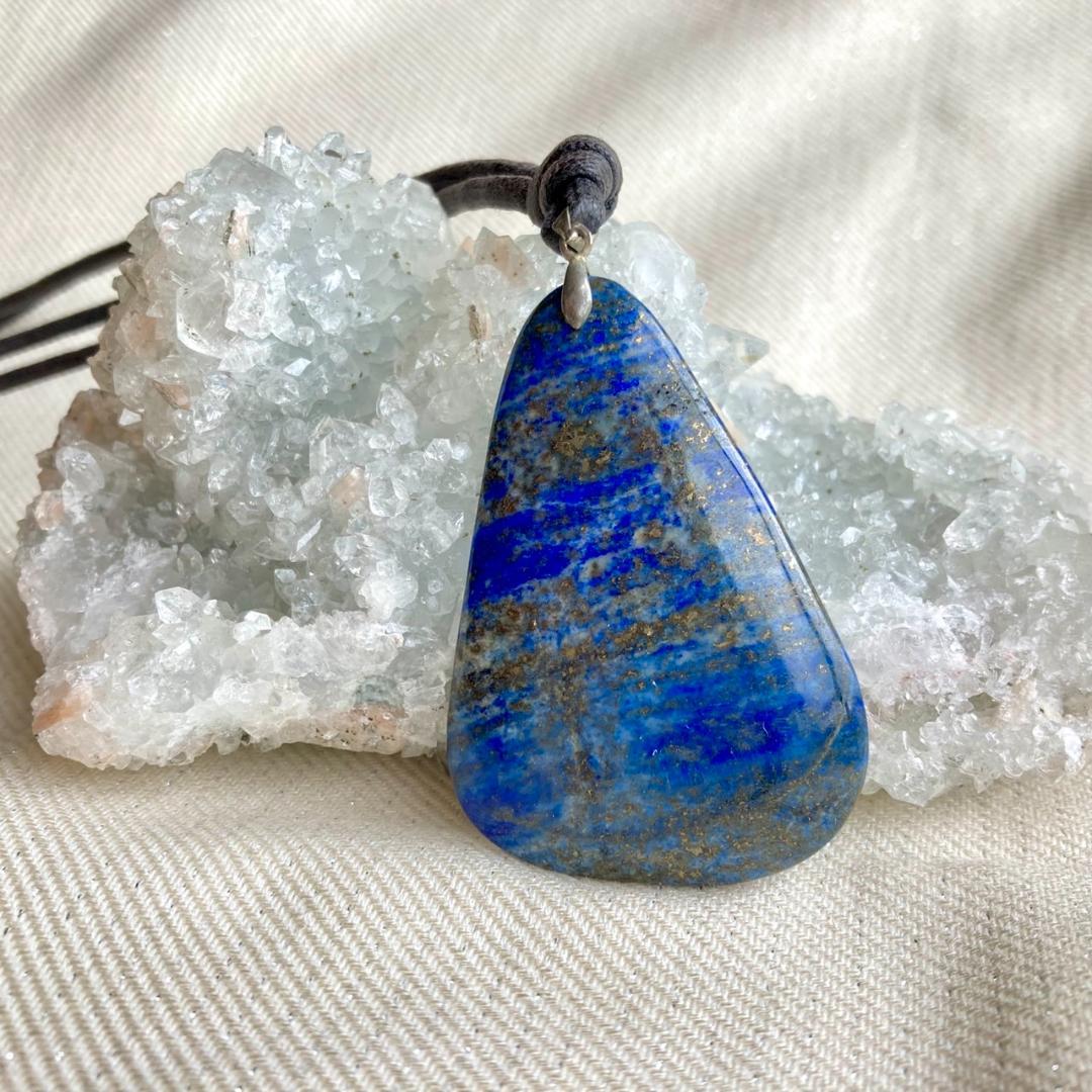 ★12月誕生石！6000円引き★【守護の瑠璃】ラピスラズリ 天然石 ネックレス