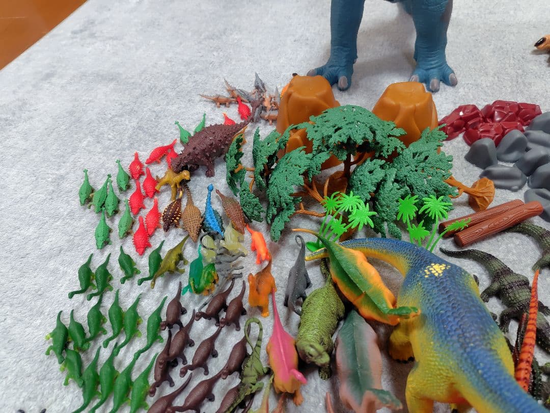 恐竜 動物 昆虫 海の生き物　ジオラマ フィギュア まとめ売り