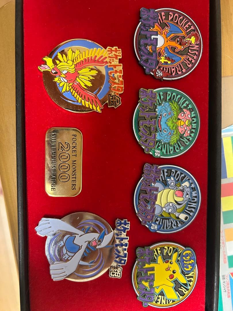 ポケットモンスター ミレニアムピンバッジセット　2000年