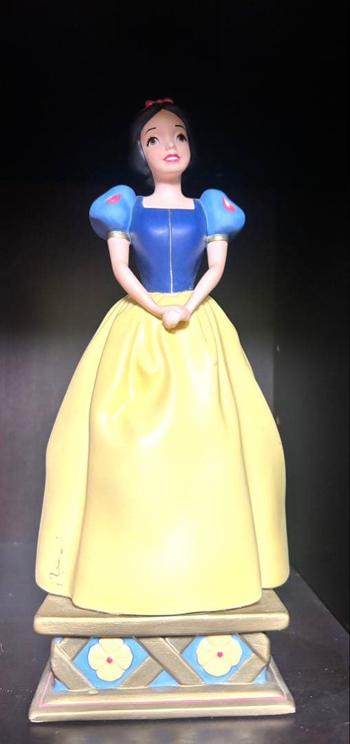 ディズニープリンセスフィギュア5,000限定品白雪姫オルゴール陶器