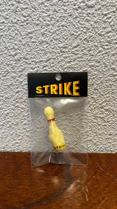 デハラユキノリ STRIKE サトシ君とその彼女(?)とピンのフィギュア