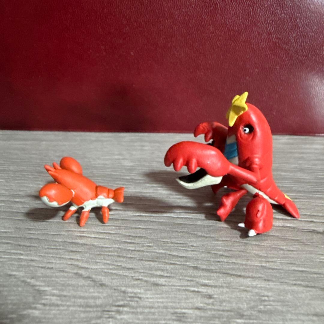 立体ポケモン図鑑　コダック　ゴルダック　ヘイガニ　シザリガー　ポケモン　立体