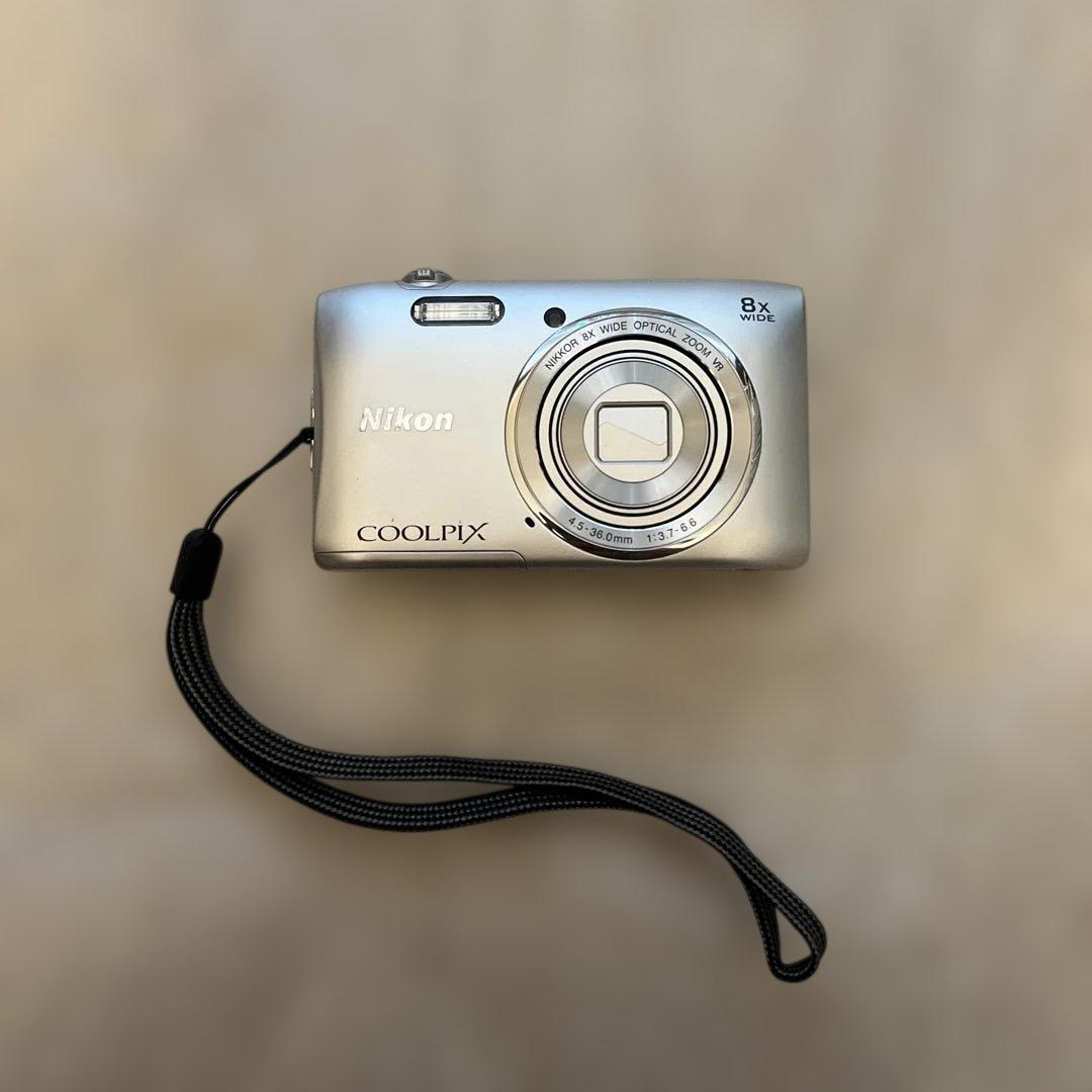Nikon COOLPIX コンパクトデジタルカメラ