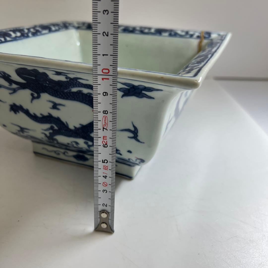中国古玩　大明萬暦年製　染付龍図角鉢　幅19.7㎝　東Y8-0217②