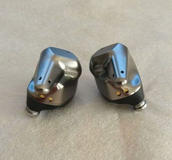 おまけ付き　HIFIMAN Svanar Wireless