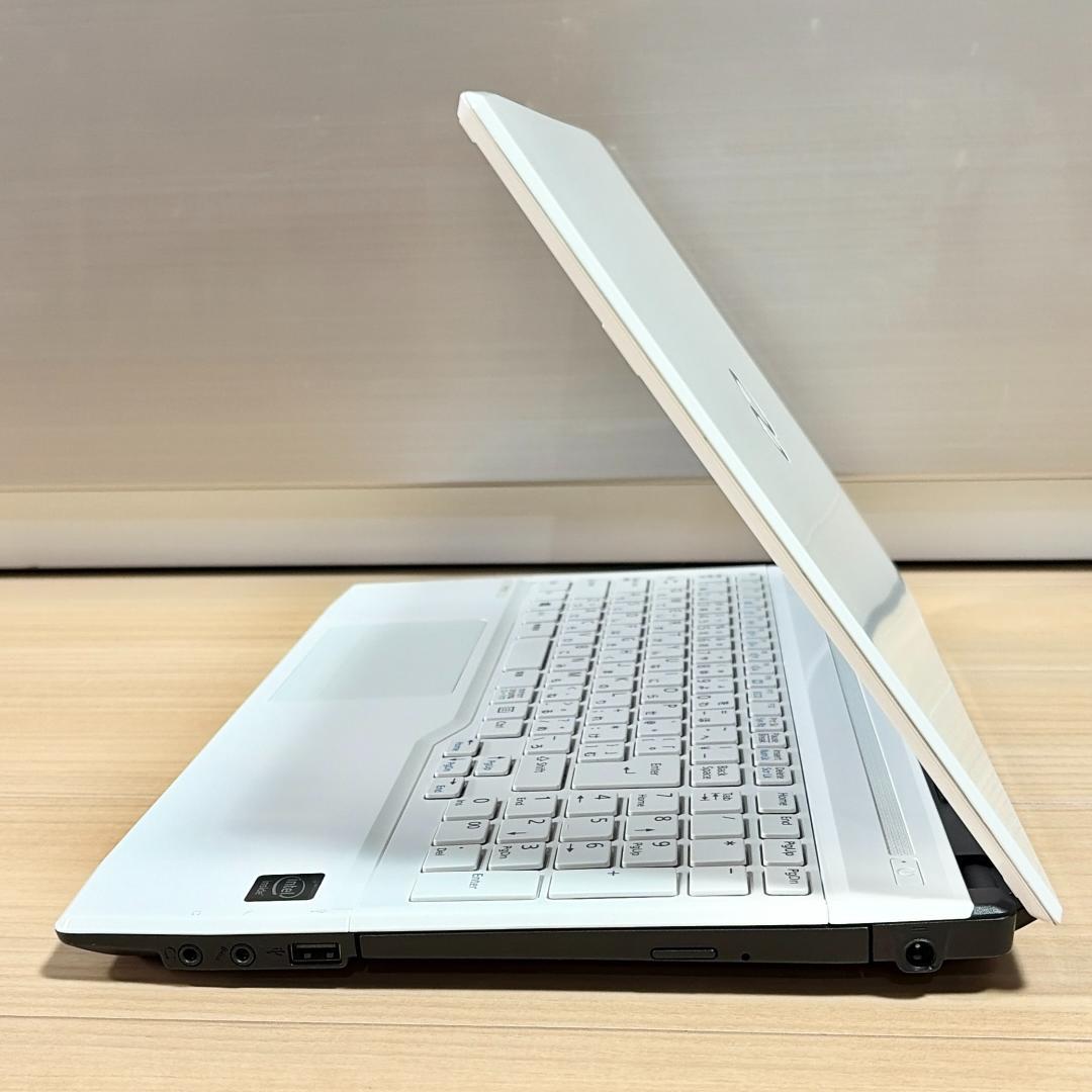 初心者さんにも♪ FMV｜メモリ8GB・SSD256GB｜すぐ使えるノートPC