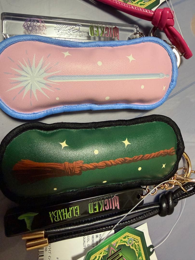 Wicked 魔法の杖キーホルダーセット