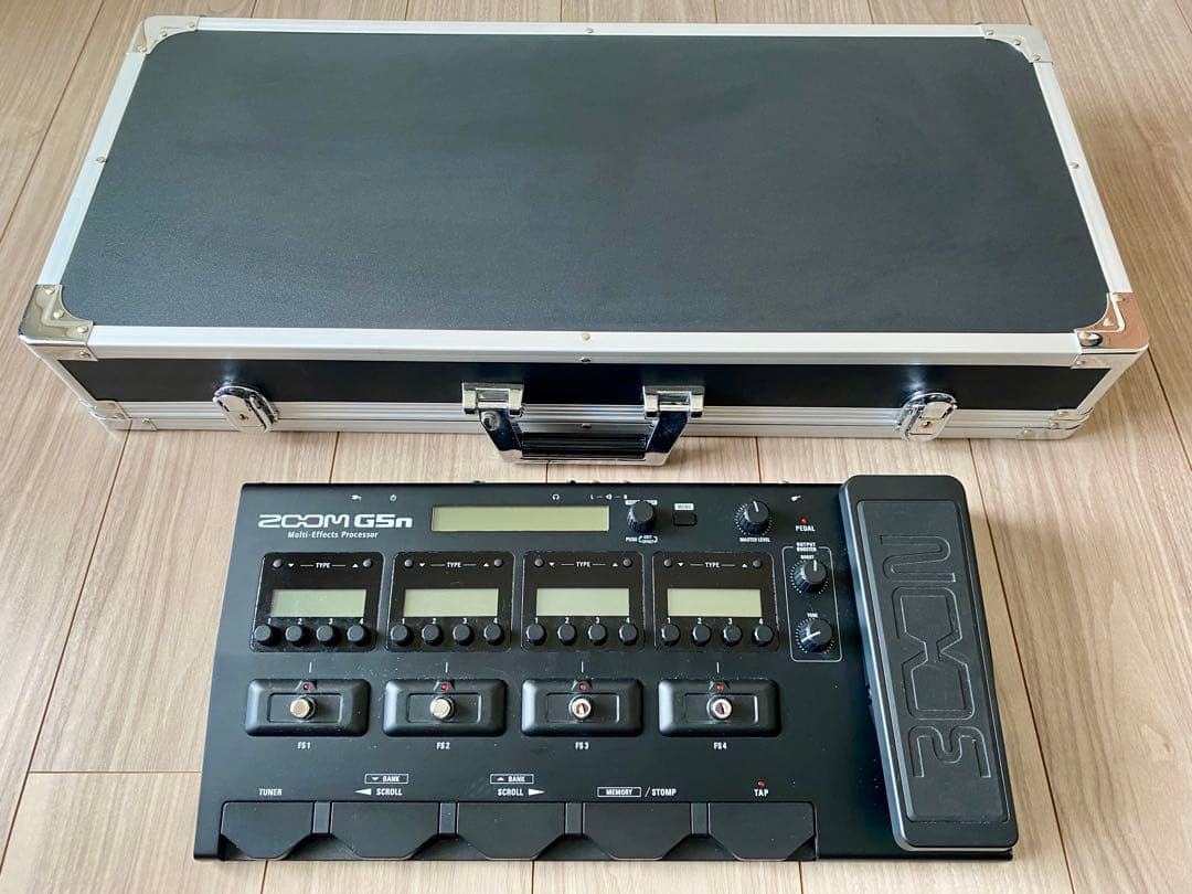 ZOOM G5n本体とエフェクターボードのセット