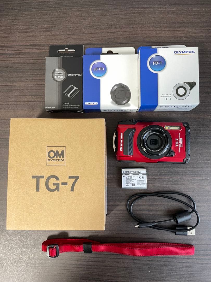 OM SYSTEM Tough TG-7 パーツ付き