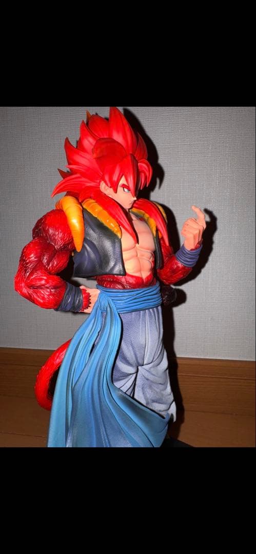 ドラゴンボール ゴジータ フィギュア スーパーサイヤ人4