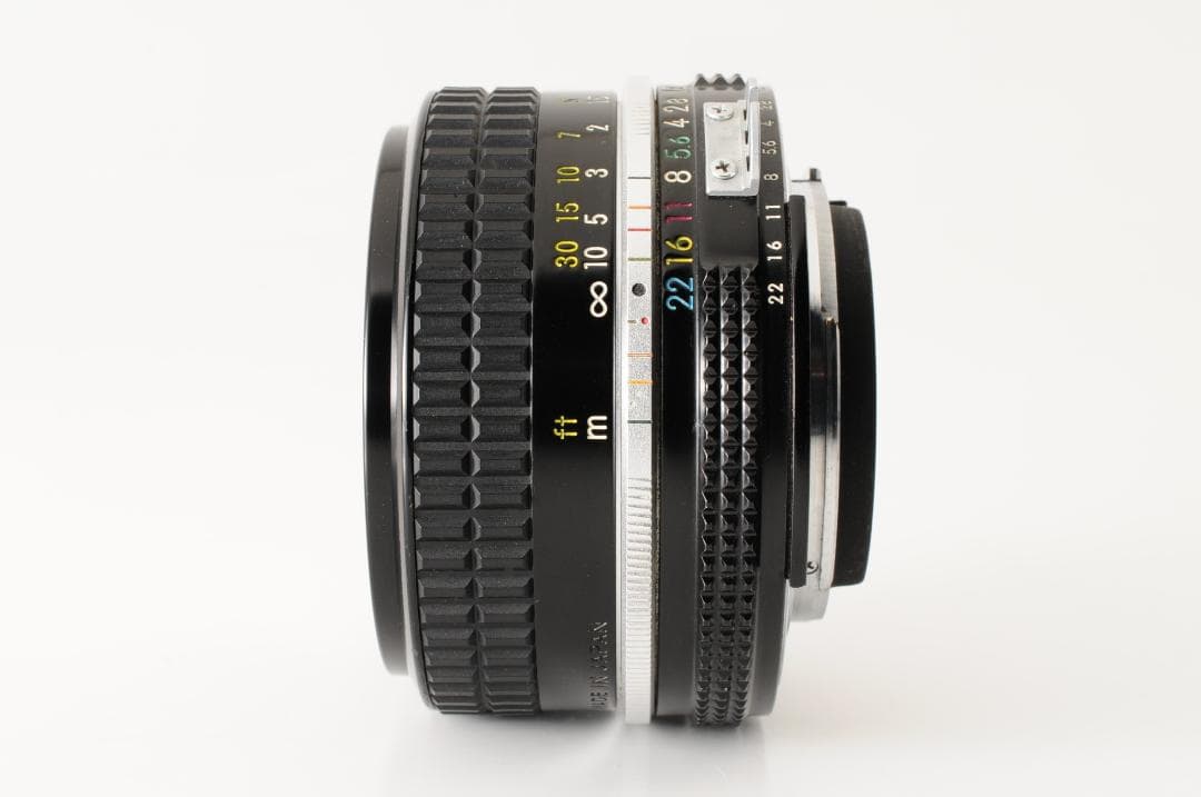 Nikon Ai NIKKOR 50mm F1.8 MFレンズ