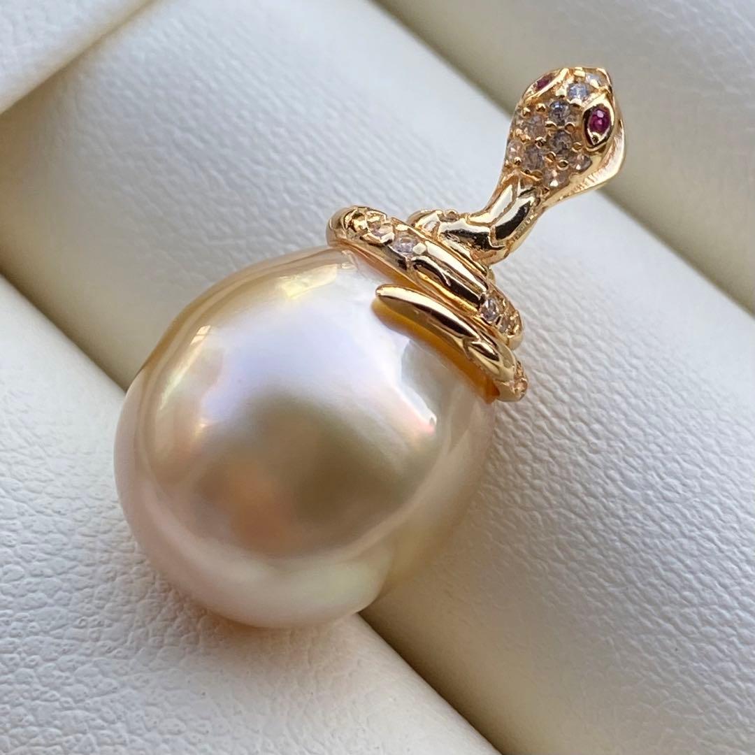 本真珠　南洋白蝶真珠ネックレストップ　14.5*12.6mmゴールドPT966