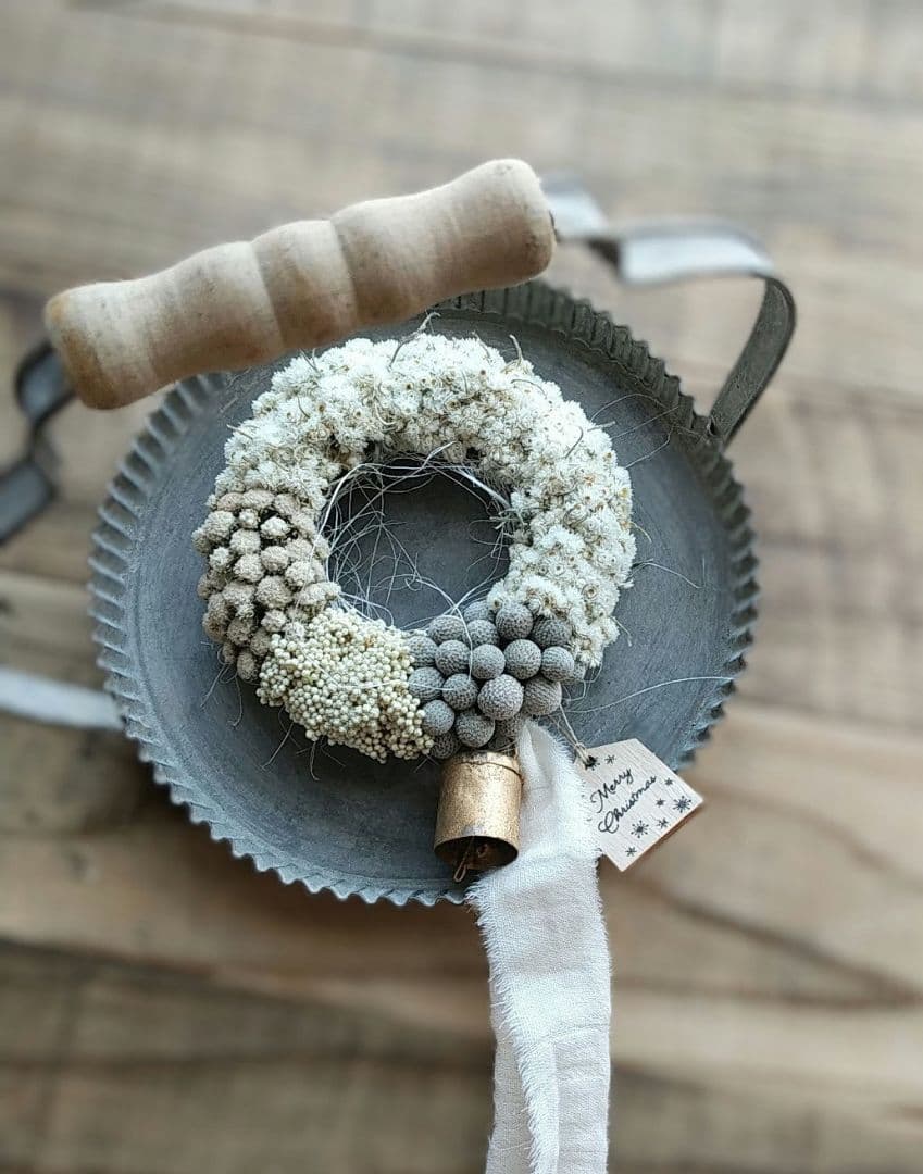 ドライフラワーのミニリース white christmas