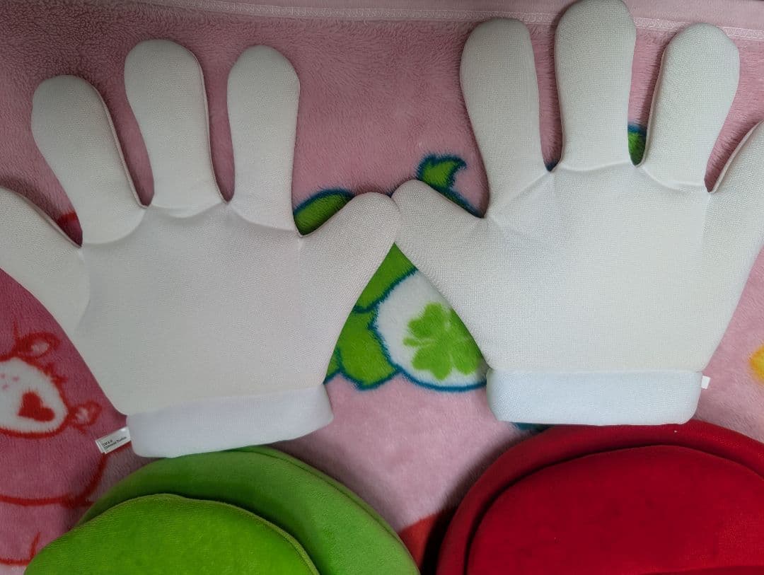 ユニバ　USJ　マリオ ルイージ　ファンキャップ　グローブ　手袋　セット