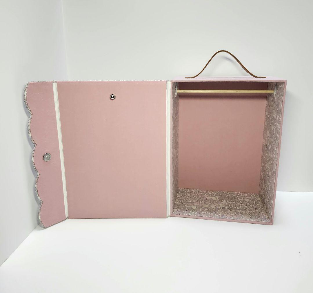 リバティ　ジェニーズボウズ使用　ドールクローゼット