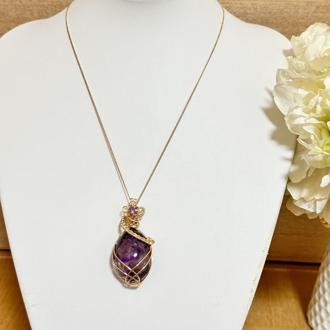 【希少】太古の水を内包したアメジストエレスチャルのワイヤージュエリー