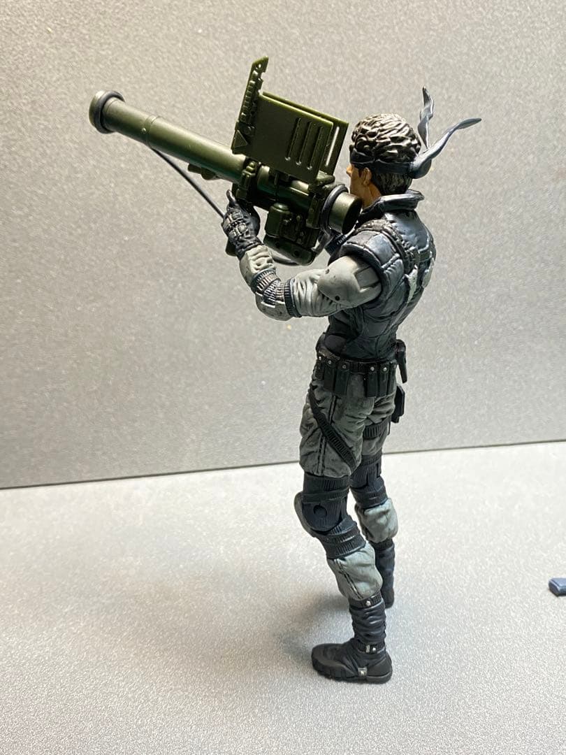 スネーク アクションフィギュア 武器付き Mcfarlene (レア)