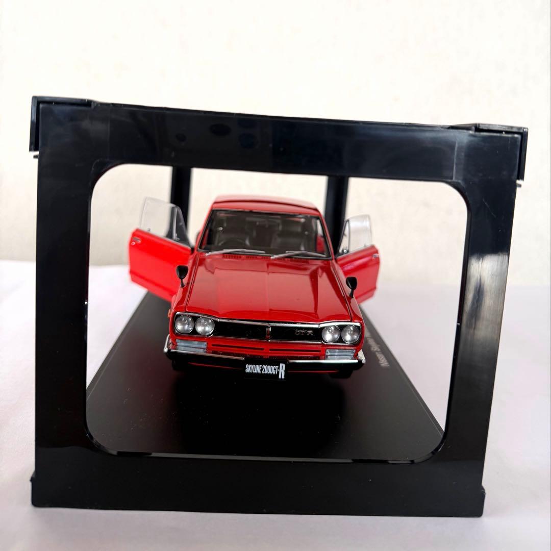 ミニカー 18/1 Nissan Skyline 2000GT-R (KPGC10)