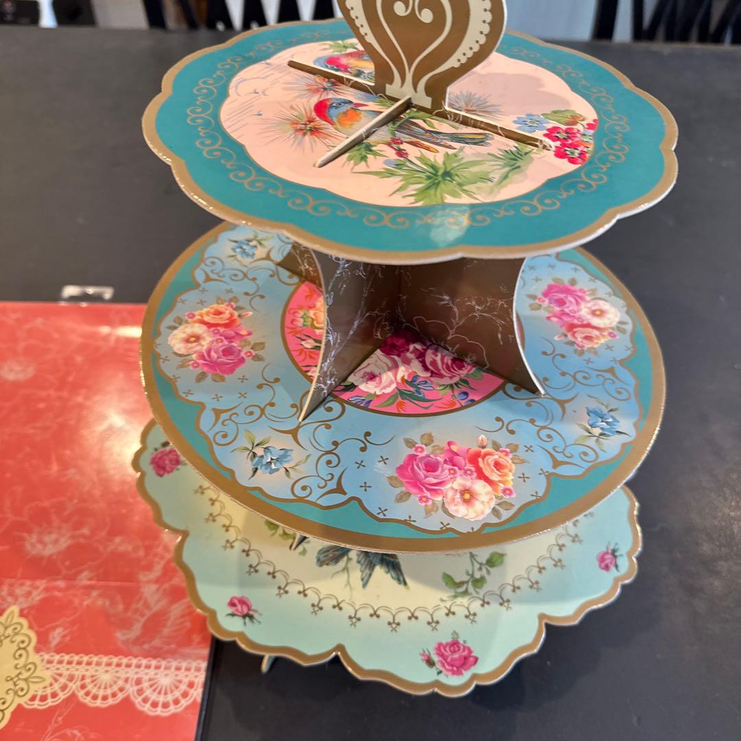 talking tables birdcage Cake stand 他