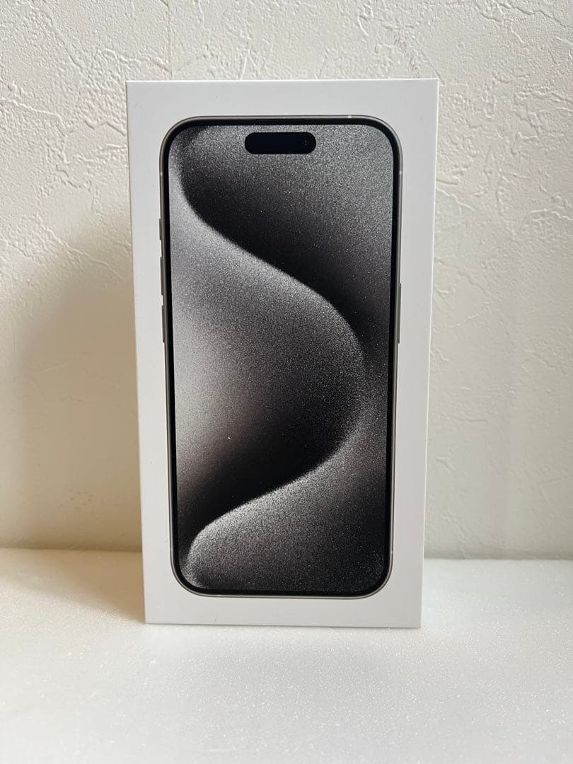 Apple iPhone 15 Pro 256GB ホワイトチタニアム