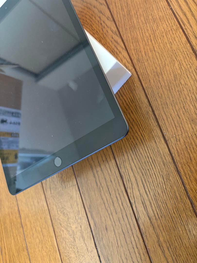 Apple ipad 第8世代 32Gb バッテリー容量87%