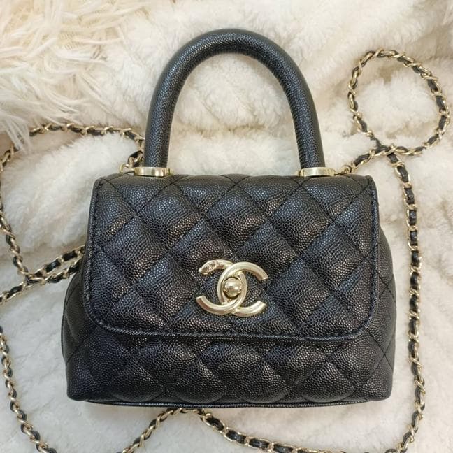 CHANEL ノベルティ ミニ ショルダーバッグ キルティング 2WAY非売品