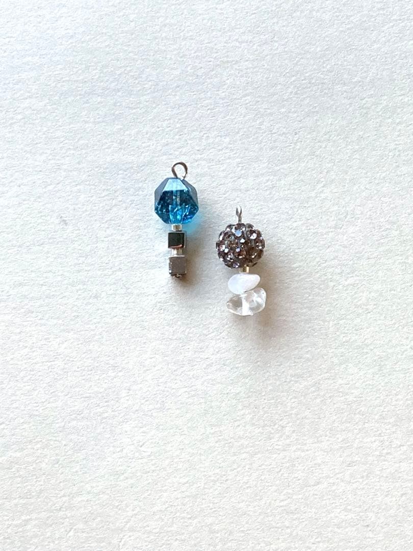 no.0381 ロンドンブルークォーツとガラスのミラーボール