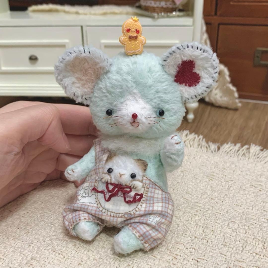 ハートお耳のネズミちゃん アーティストベア 海外作家様 ハンドメイド ぬいぐるみ