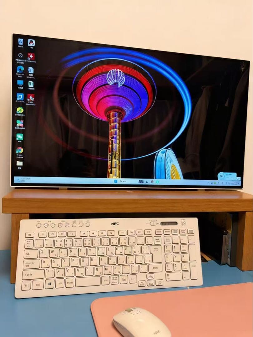 NEC LAVIE A2757/B第10世代i5 / 16GB /SSD 1TB