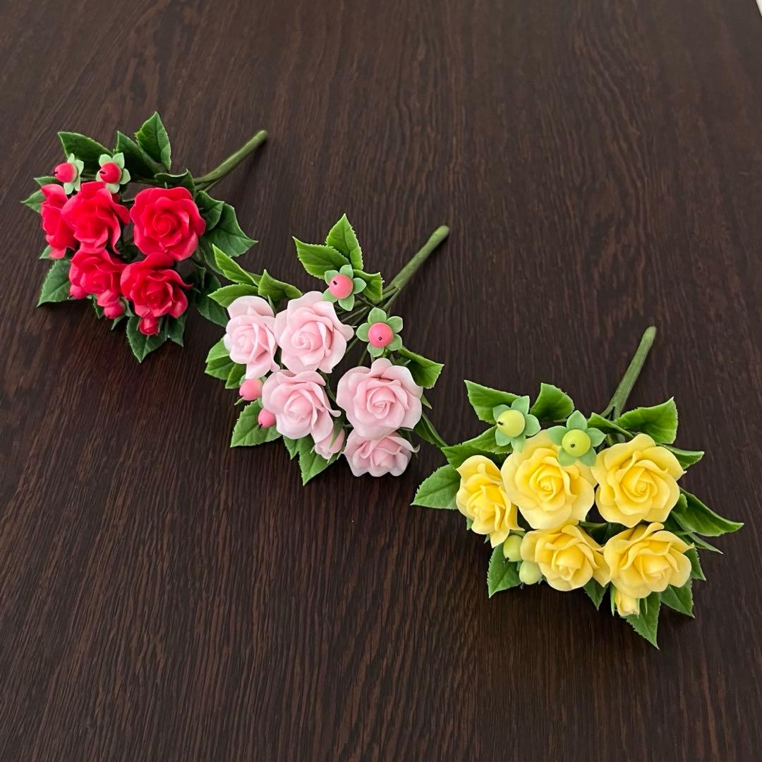 専用　ラズベリー　バラ３色　クレイフラワー