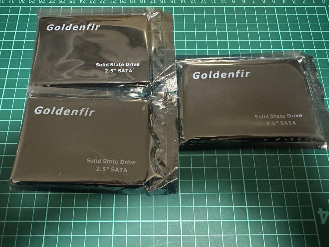 新品未開封 2.5インチ SATA SSD 512GB 3個セット