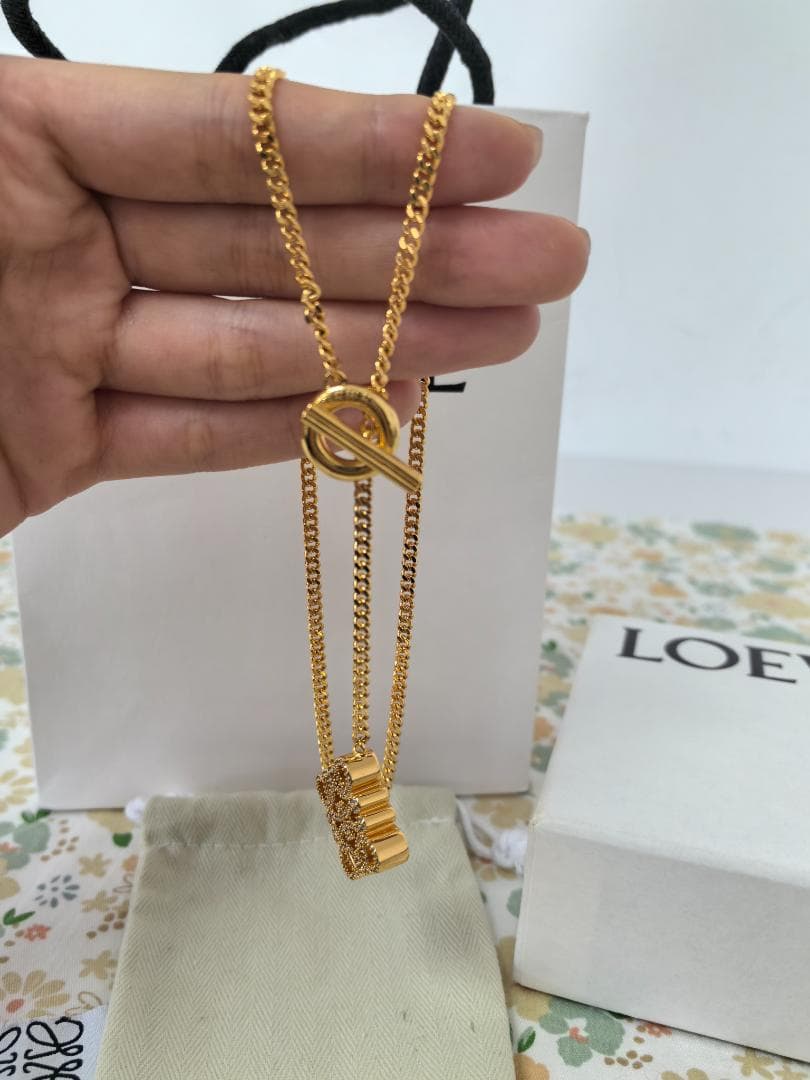 大人気ネックレス 繊細デザイン美しい輝き 着け心地抜群 レディースアクセサリー