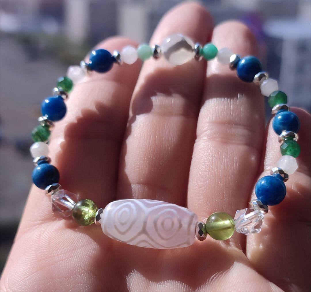 ◇龍眼天珠と亀甲天珠・エメラルド・ペリドット・アフガナイトのパワーストーンブレス