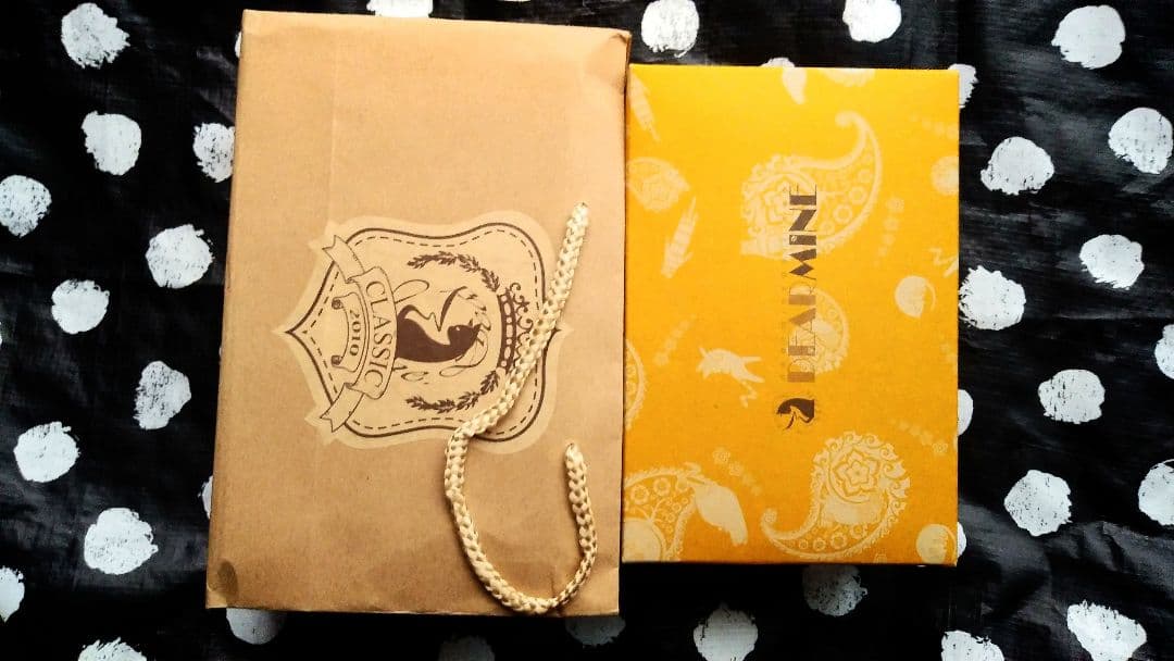 ￥期間限定　値下げ交渉可￥　キャストドール（ハンカチ、ポストカード付）