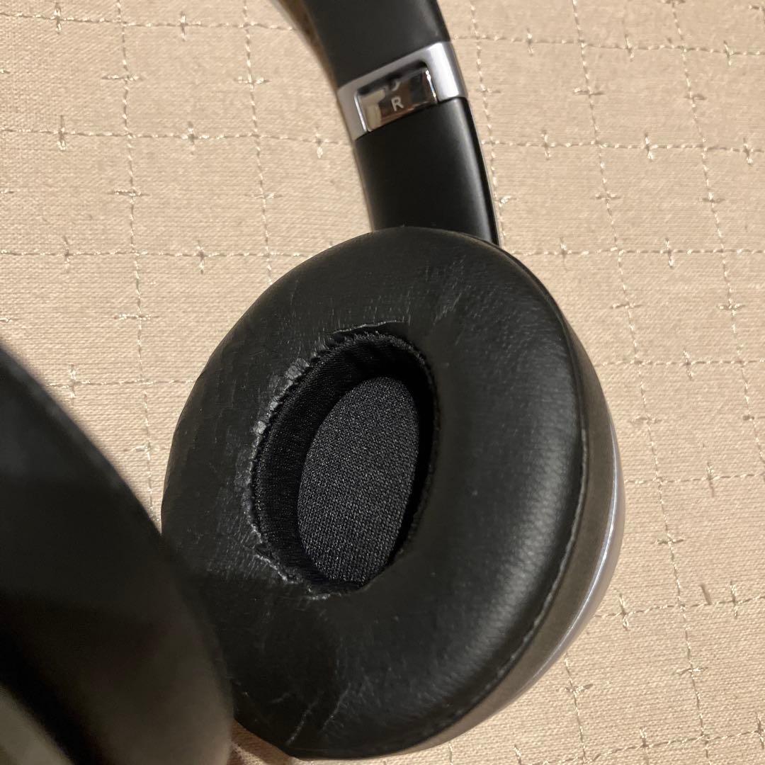 Beats Solo Wireless ワイヤレスヘッドホン シルバー