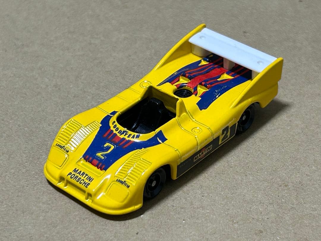 日本製 トミカ ポルシェ 936 ターボ